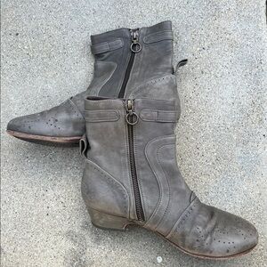 Arugula vintage boots size 37💙